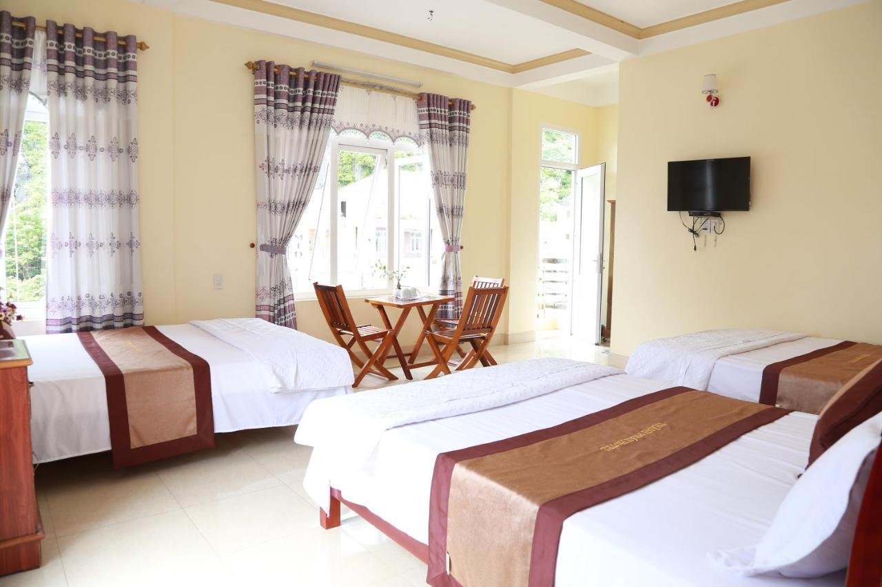 Thanh Phat Phong Nha Hotel Exterior photo